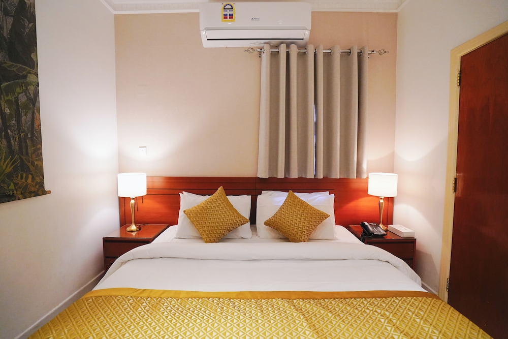 Tropicana Hotel Bahrain 12/50