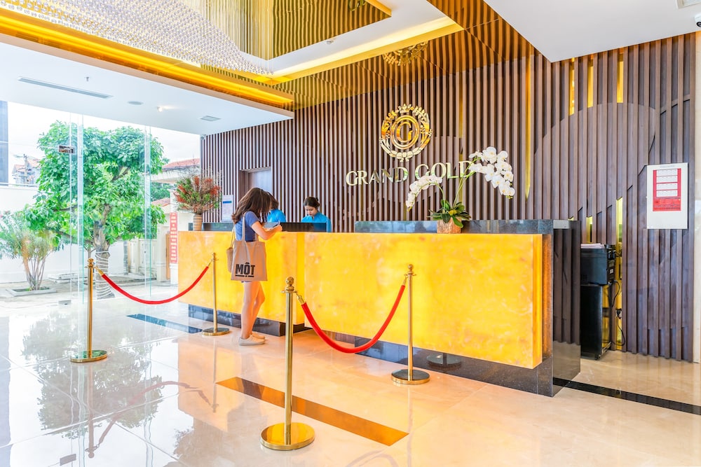 Grand Gold Hotel 6/50