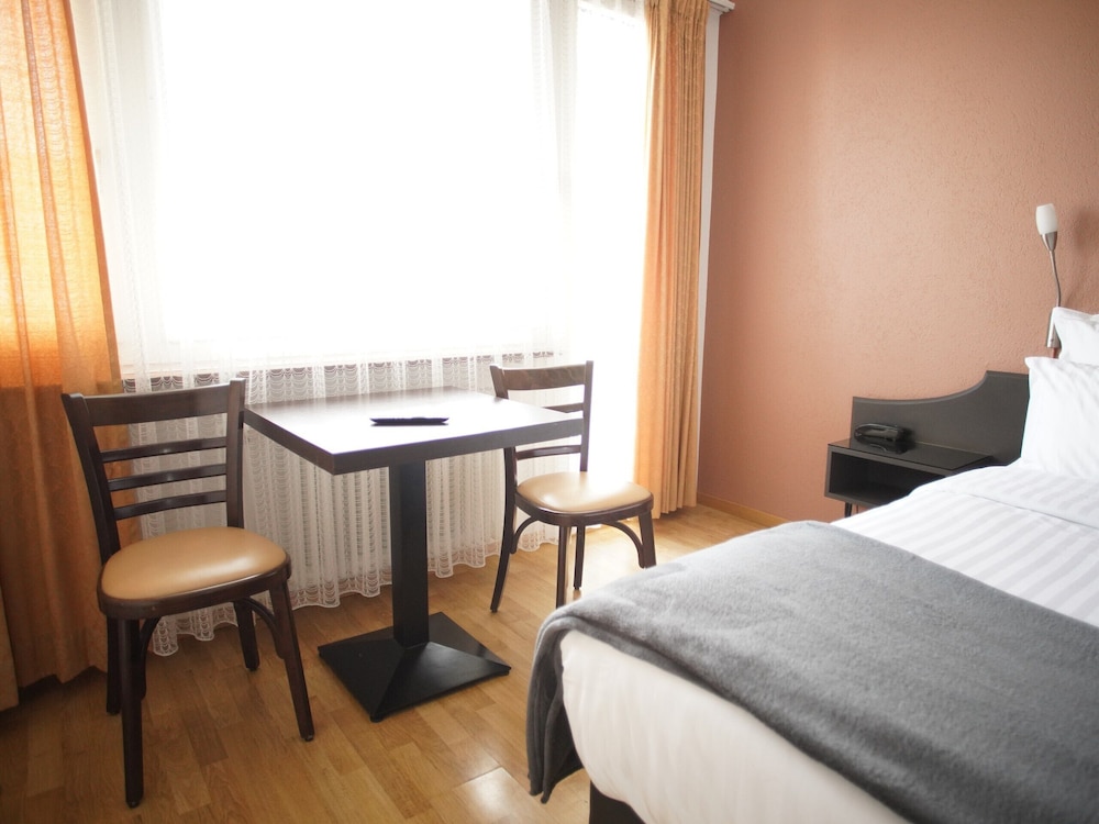 Hotel Carmen SA 27/50