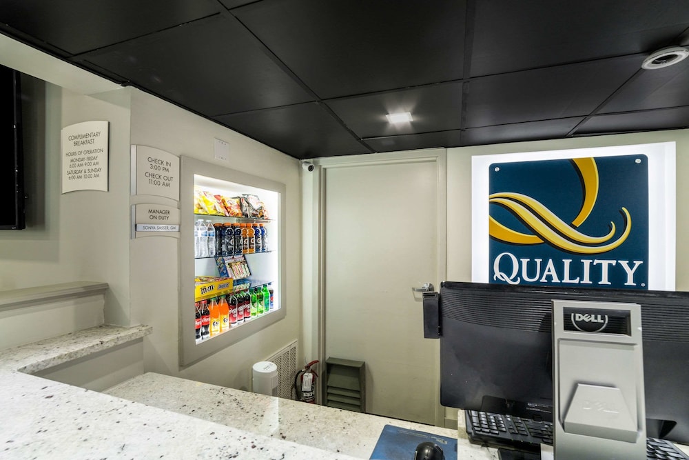 Quality Inn Coliseum 16/41