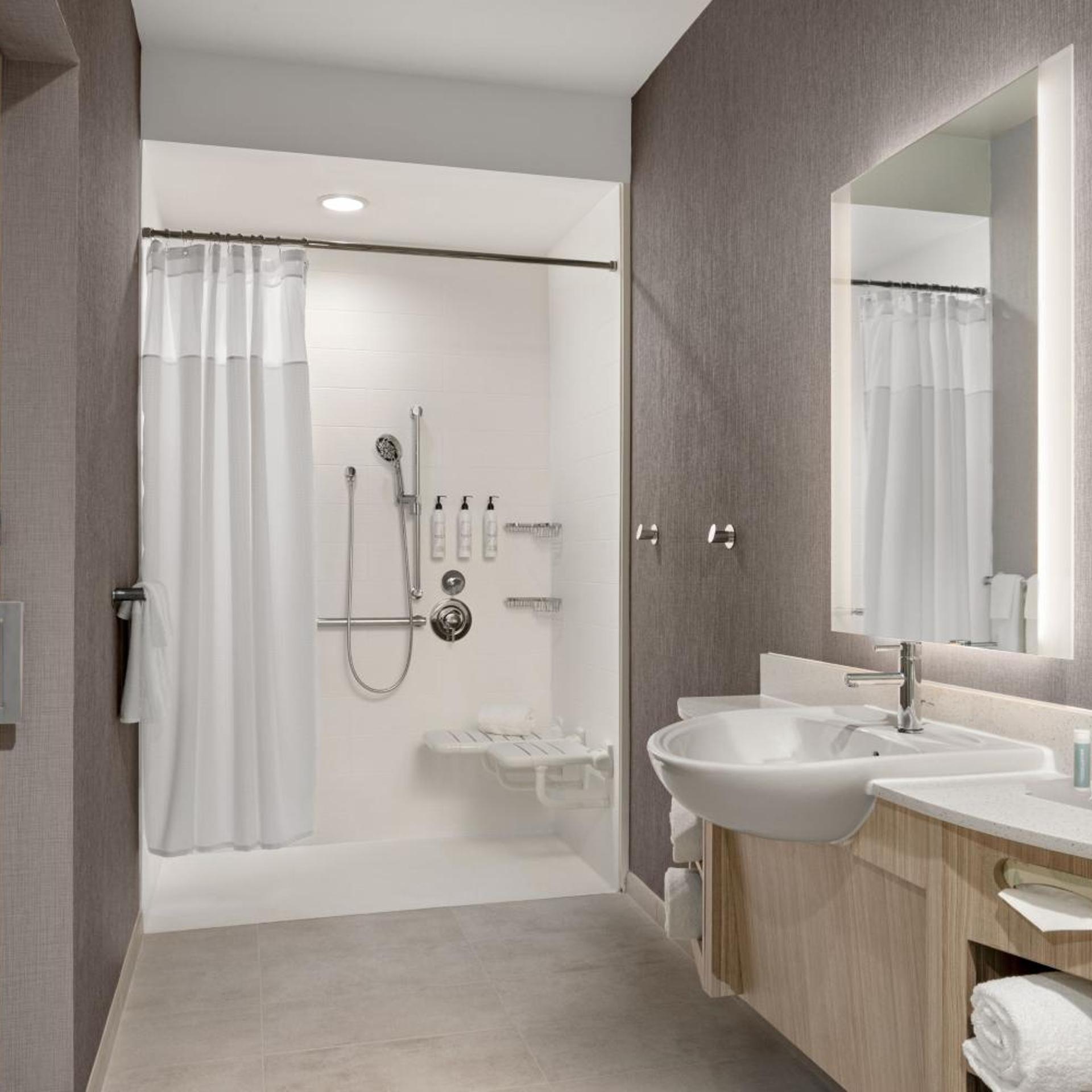 Suite, 2 Queen Beds, Trundle Bed, Water View, Sofa