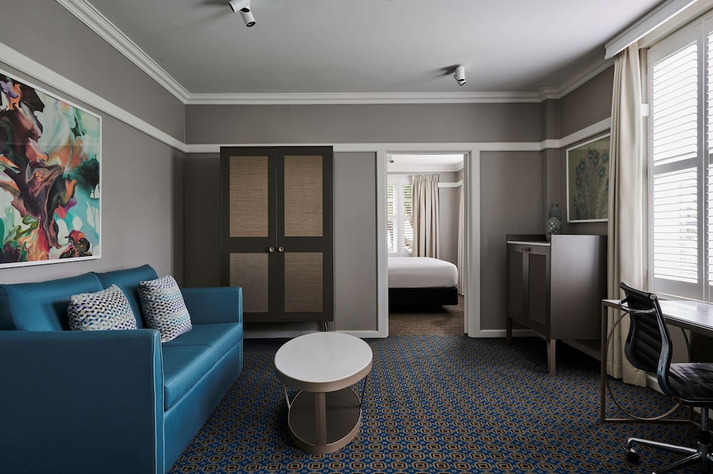 Hotel Kurrajong Canberra 42/67