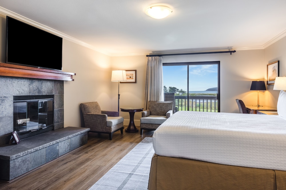 Pacific, Coast, 2 Double Beds, Accessible