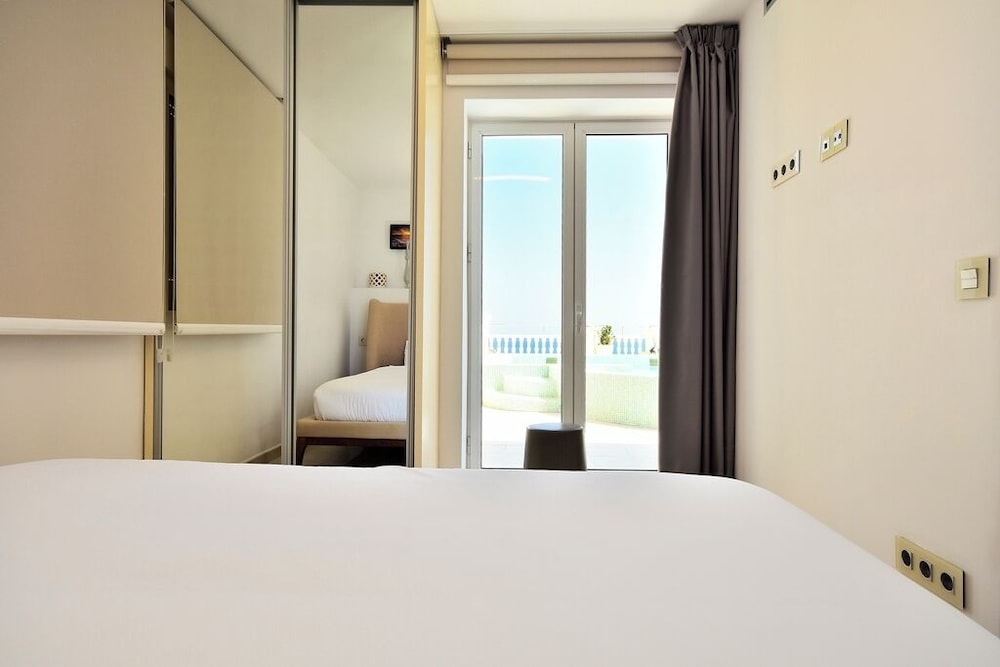 Aparthotel Ola Blanca 8/50