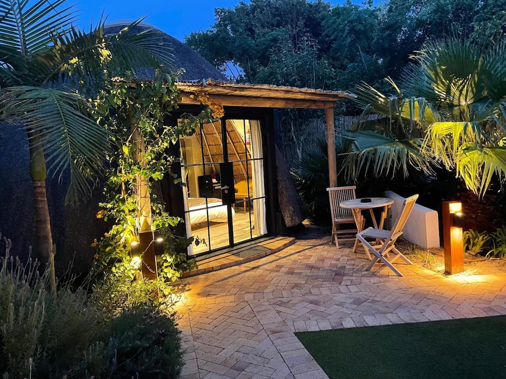 Garden Retreat 8/39