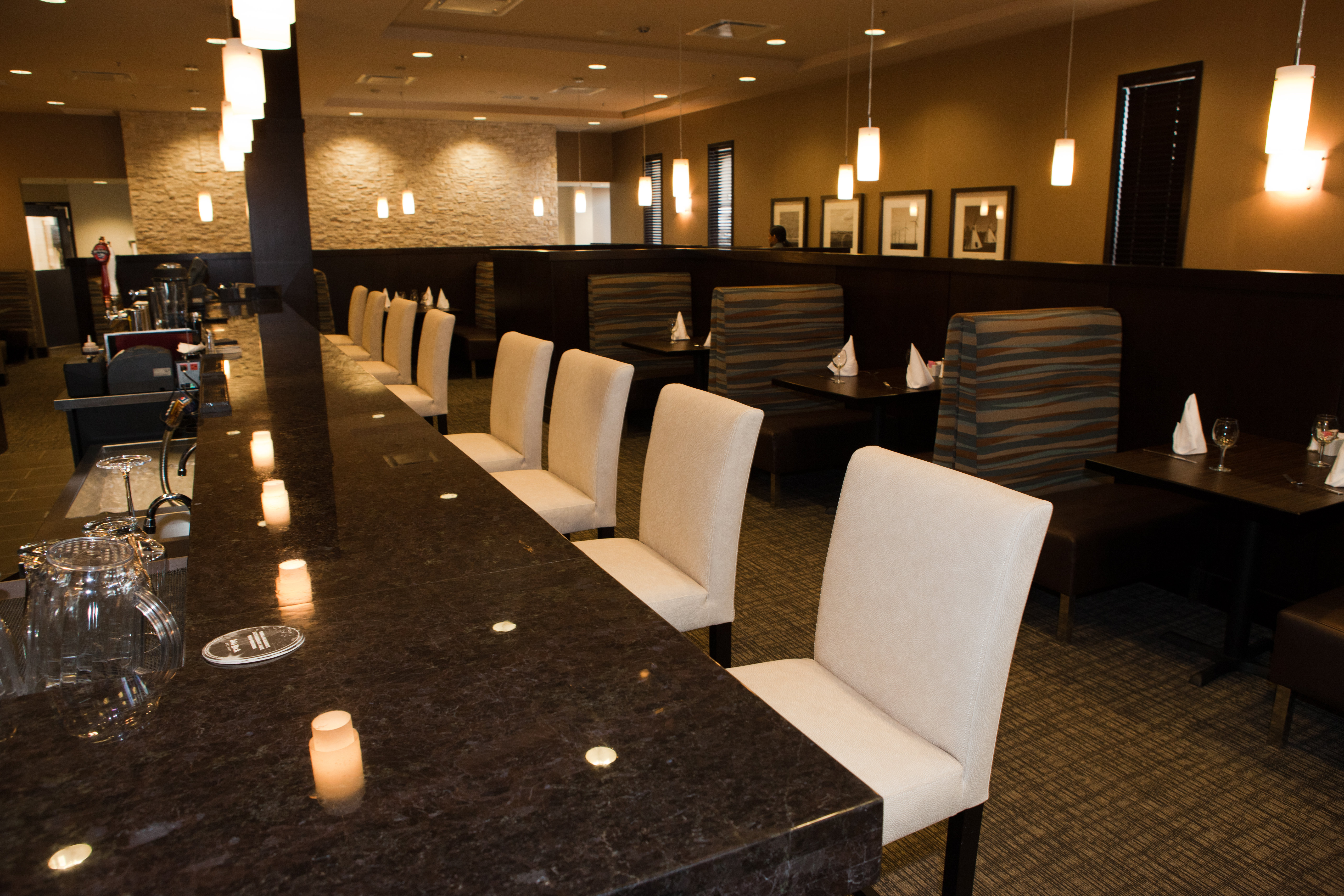 Holiday Inn Red Deer South 60/76