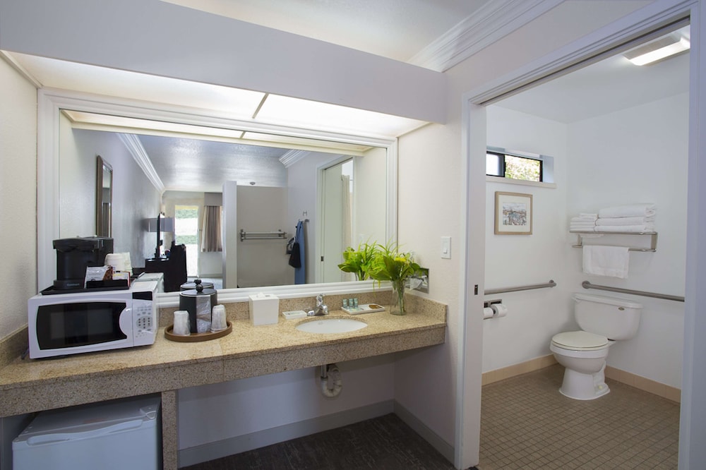 Best Western Garden Inn 26/35