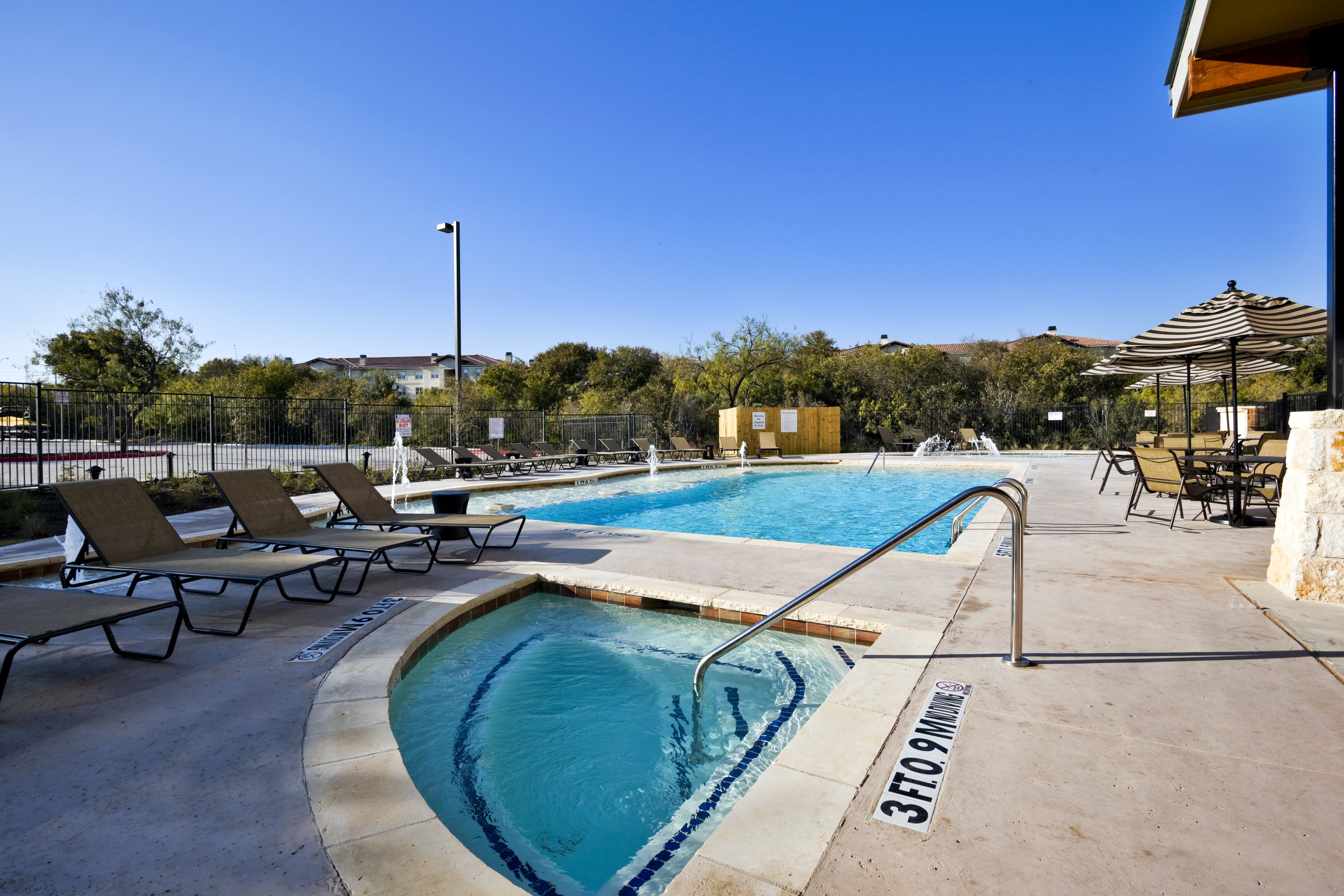 Holiday Inn San Antonio Seaworld, an IHG Hotel 33/61
