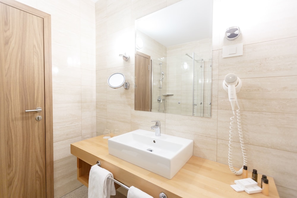 Wellness Hotel Apollo 33/33