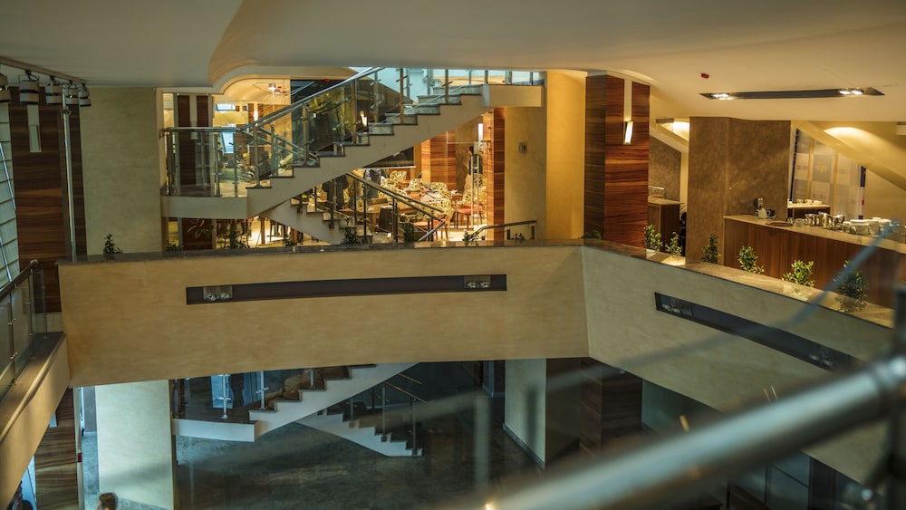 Avenue Hotel Baku in BAKU