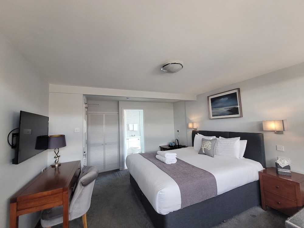 The Beeches Hotel And Leisure Club 8/50