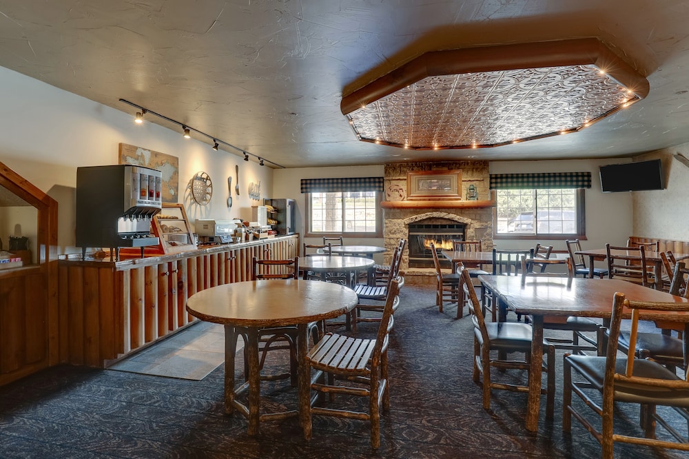 Stoney Creek Inn Galena 45/59