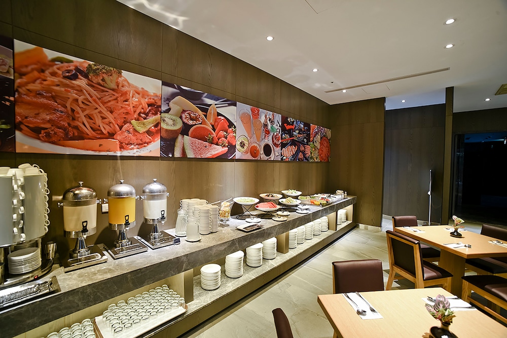 Yidear Hotel 47/58