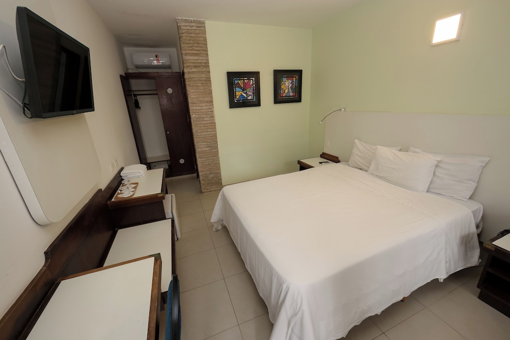 DELPHIN HOTEL 18/47