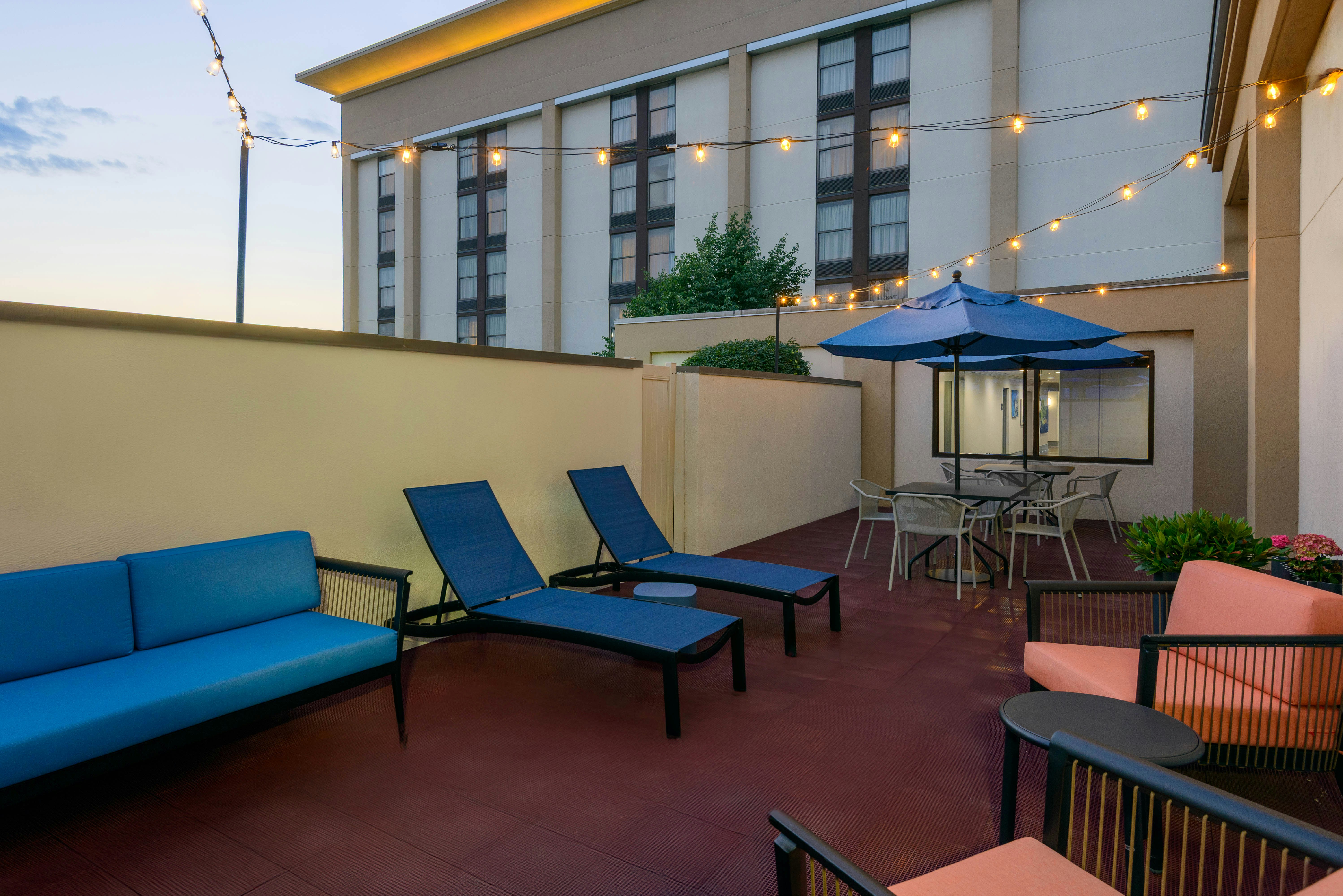 Hampton Inn Buffalo Airport/Galleria Mall 24/49