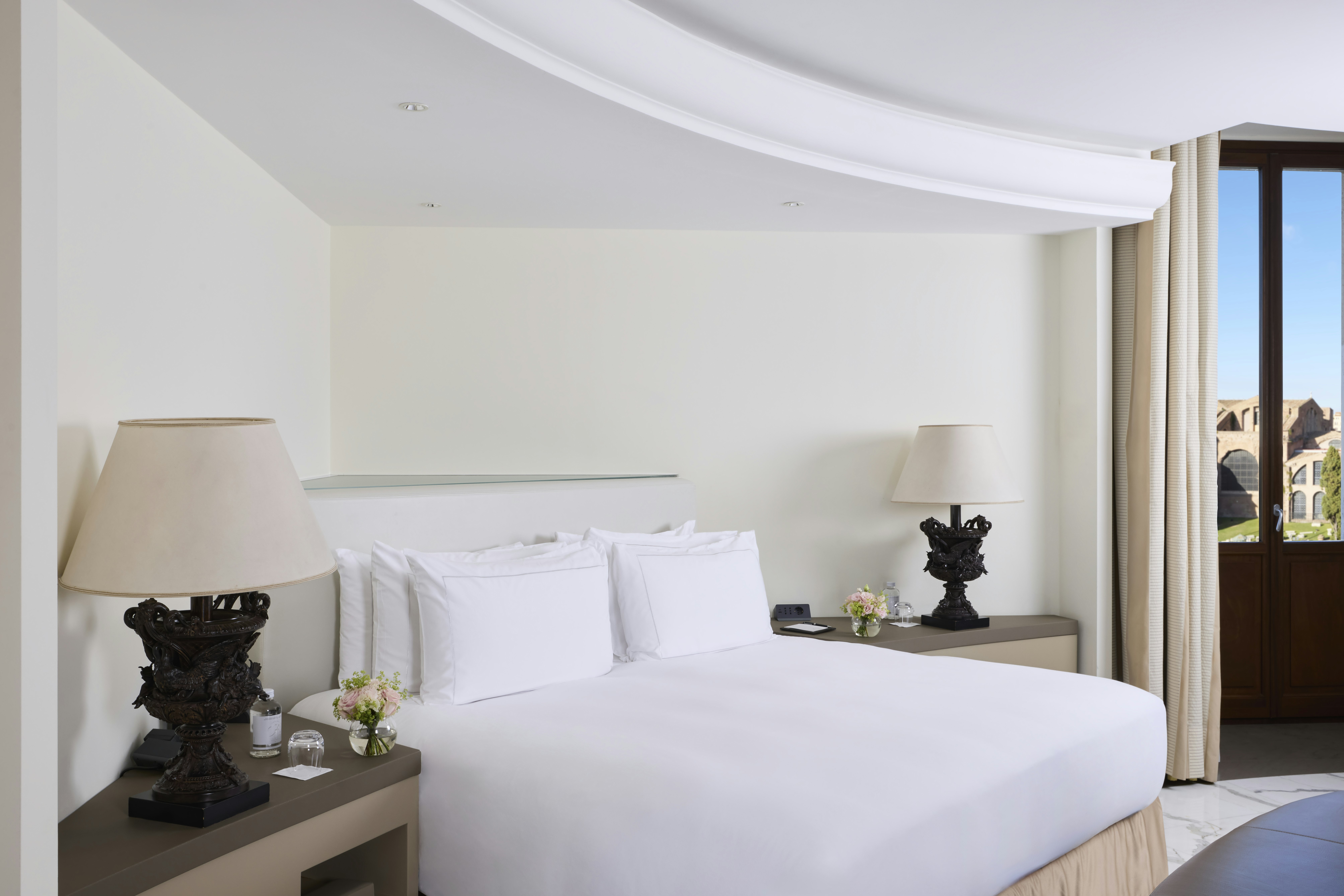 EXECUTIVE, SUITE, WITH VIEW, JETTED TUB, TERRACE