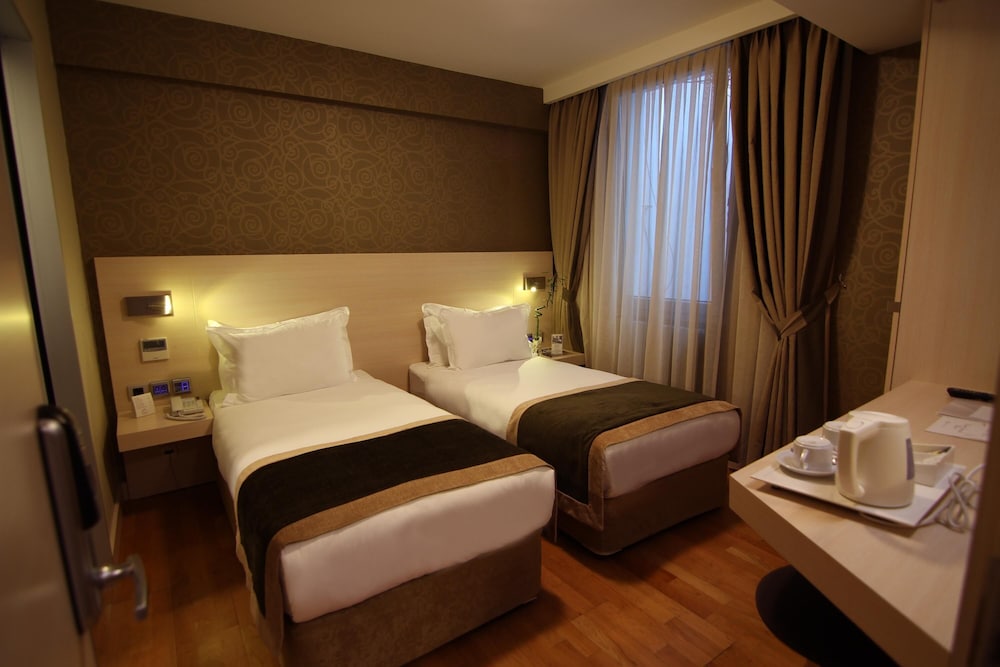 1 BEDROOM, ECONOMY, DOUBLE OR TWIN BED