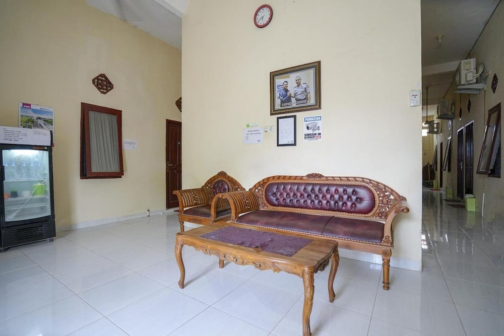 OYO 2933 Wisma Hiro Pertiwi 8/26