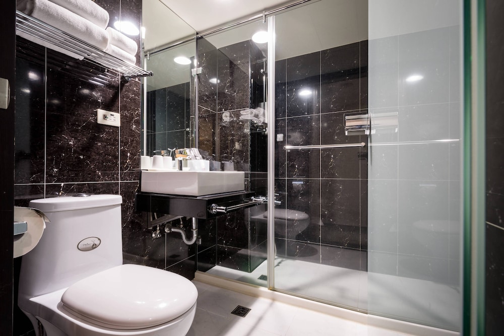 Hotel B 44/50
