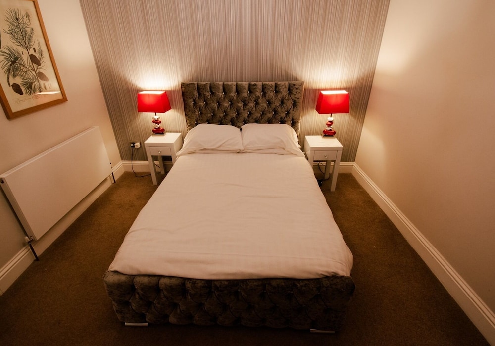 The George Wright Boutique Hotel, Bar & Restaurant 5/44