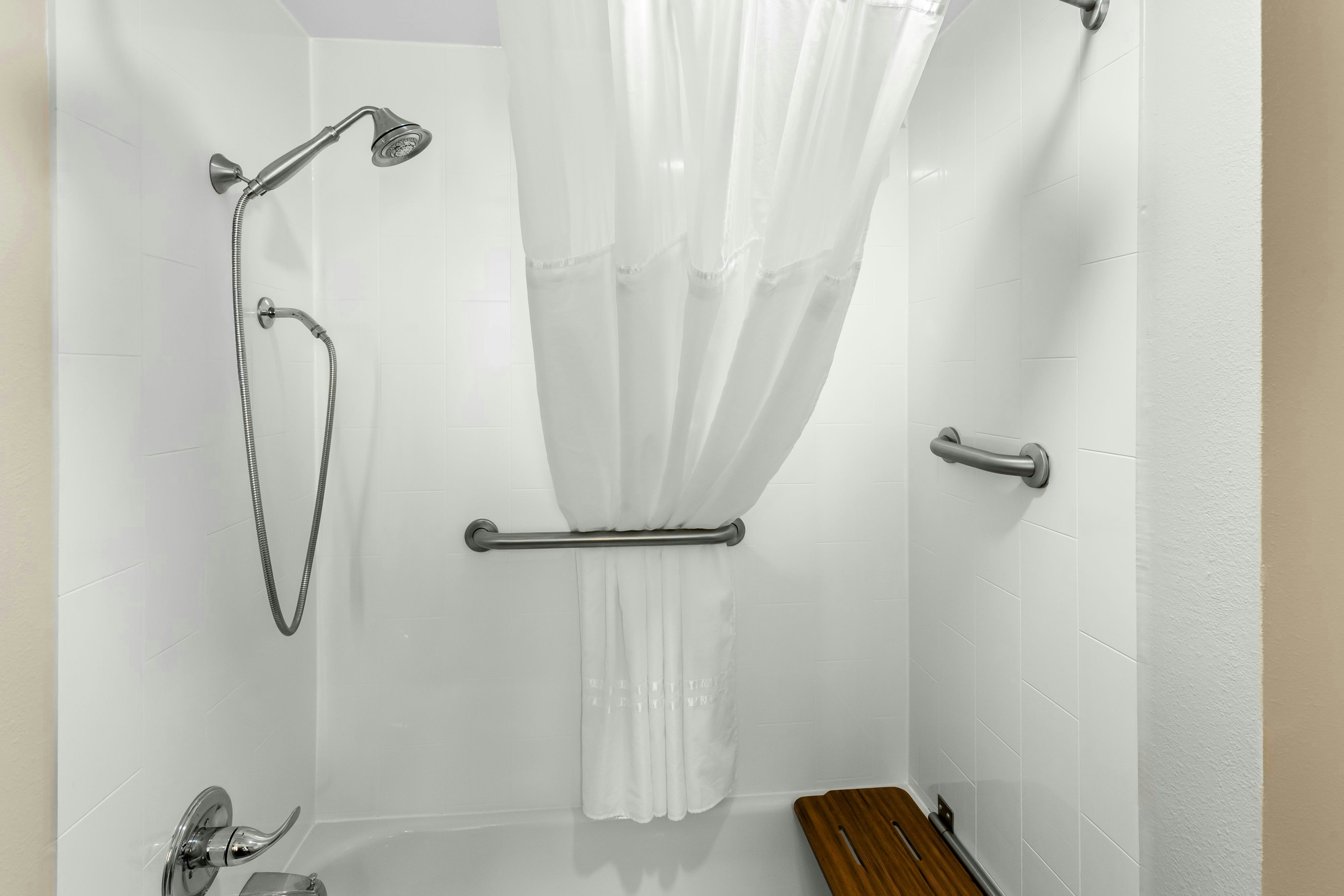 Holiday Inn Express Hotel And Suites Charleston Southridge 49/50