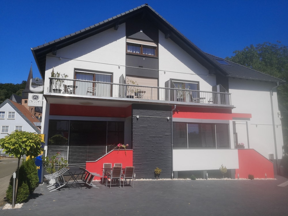 Hotel Ari 2/50