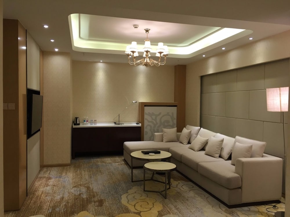 Qinghai Baiyun Xiangling Hotel 20/30