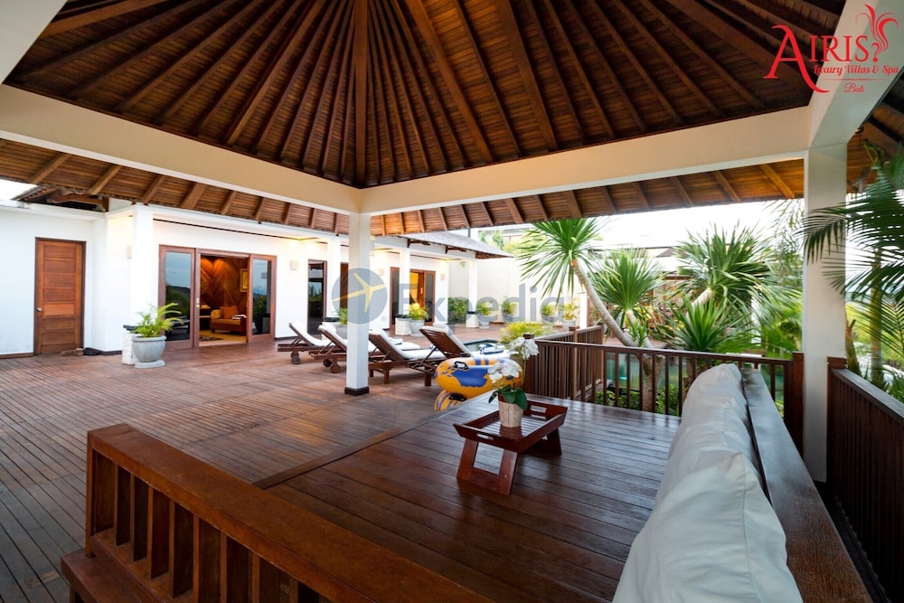 Aisis Luxury Villas And Spa 35/45