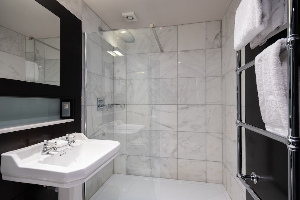 DoubleTree by Hilton Belfast City Ten Square 17/55