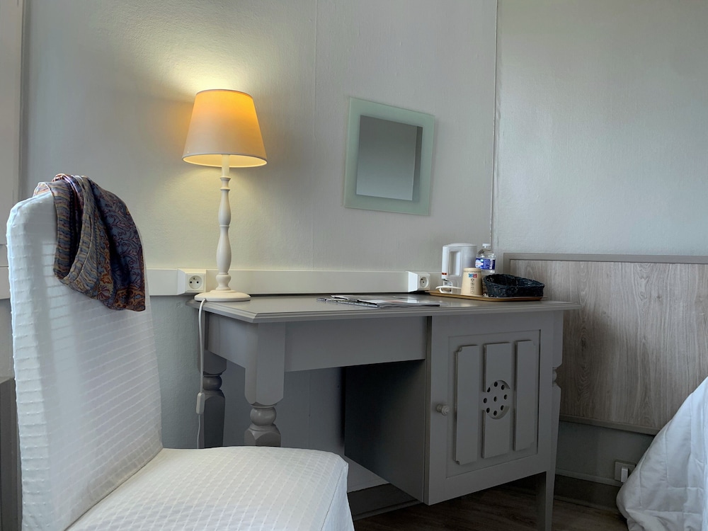 Hotel Causse Comtal 70/84