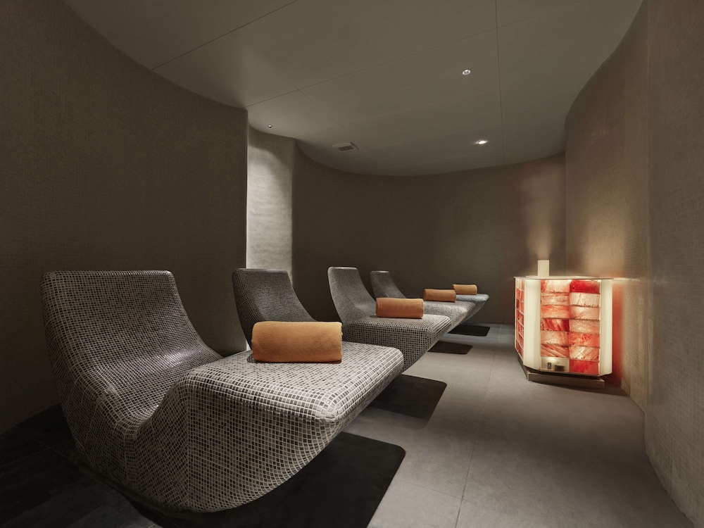Angsana Zhuhai Hengqin 30/50
