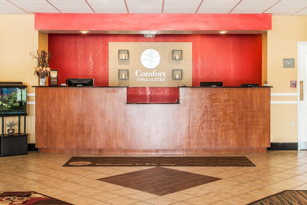 Comfort Inn & Suites Elk City South 7/37