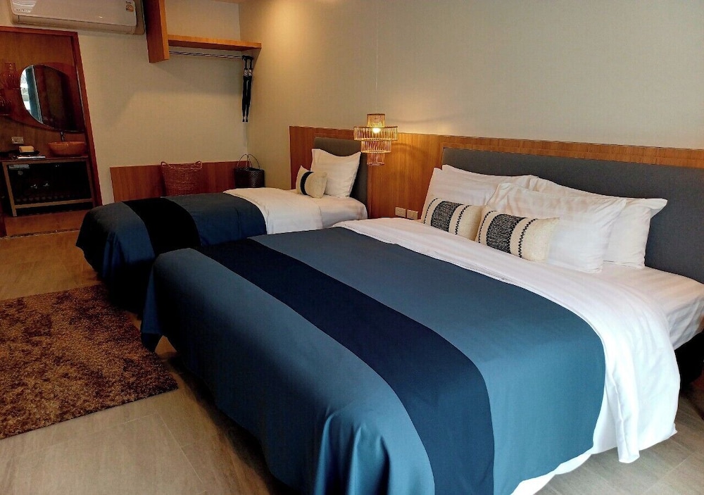 Mukrada House 13/50