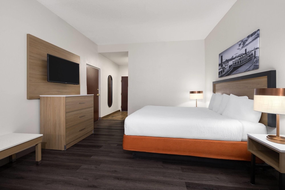 Baymont by Wyndham Savannah/Garden City 25/56