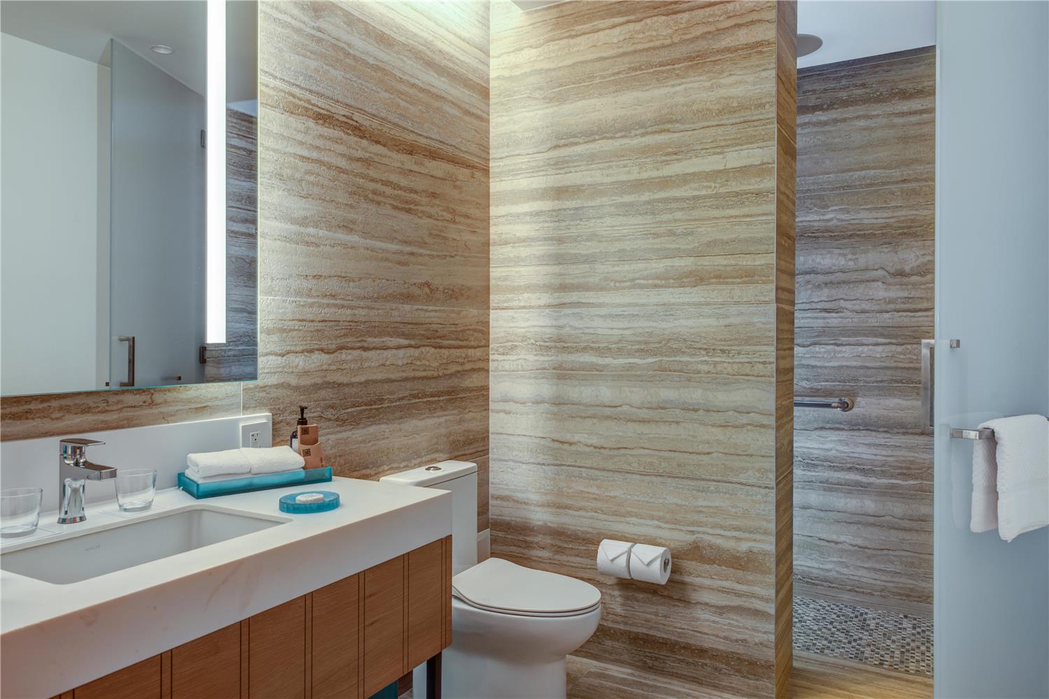 ENCLAVE, 2 QUEEN BEDS, OCEAN VIEW