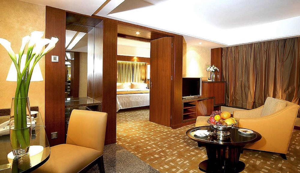 BEIJING INTERNATIONAL HOTEL 24/38