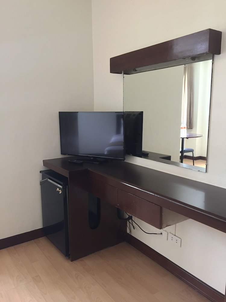 Robbinsdale Residences 23/36