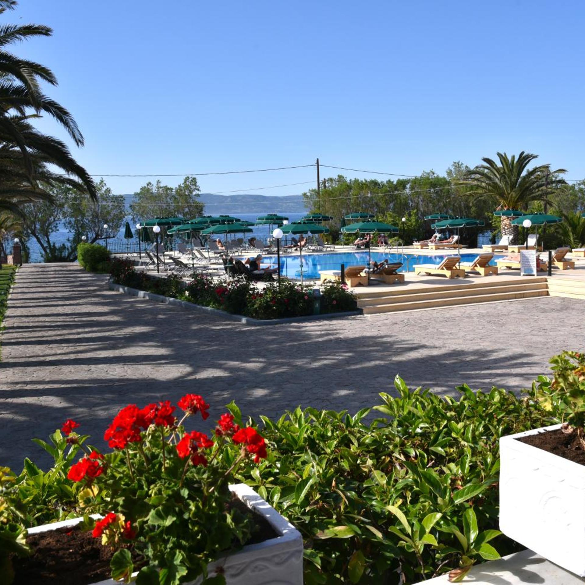 Bella Vista Hotel 70/78