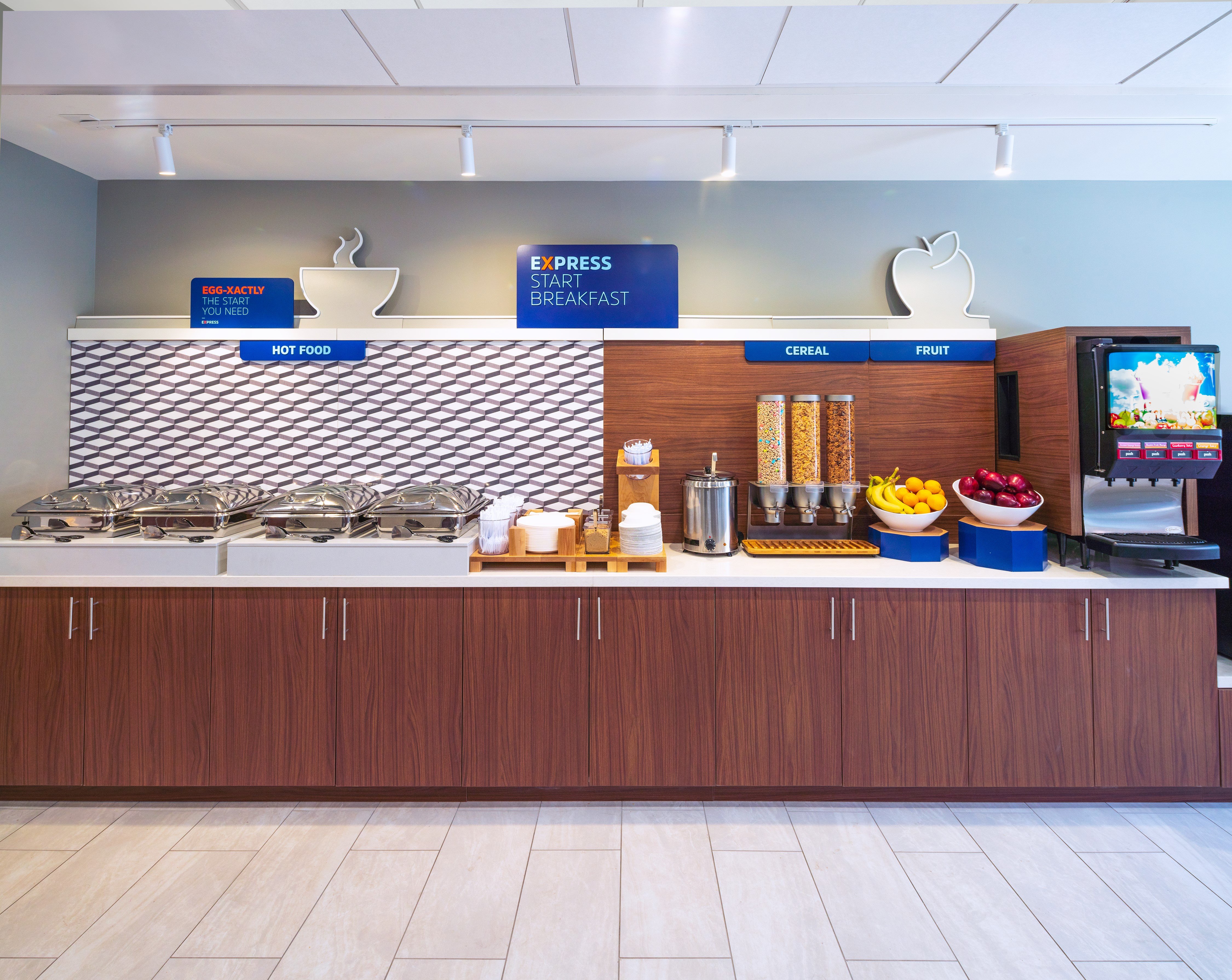 Holiday Inn Express La Mesa Near SDSU 9/72