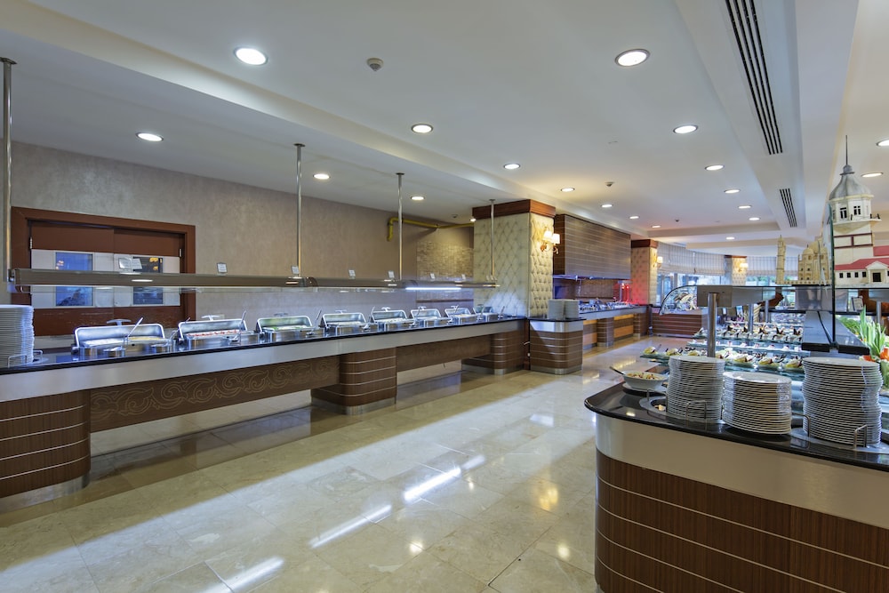 Alba Royal Hotel - Adults only 8/50