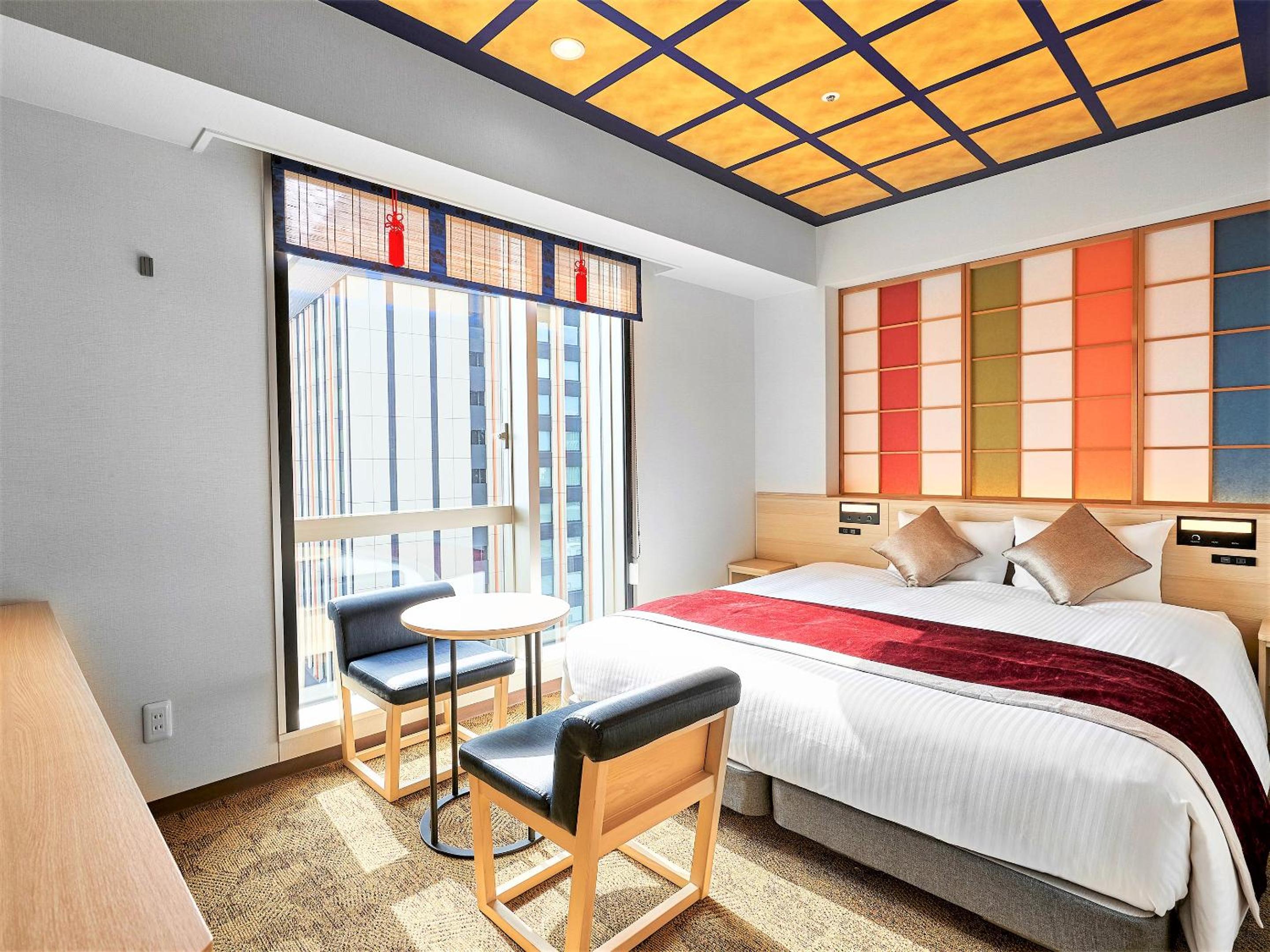 Concept, Double Bed, Smoking