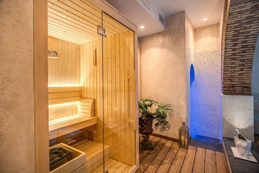 Boutique Relais Barozzi 44/68