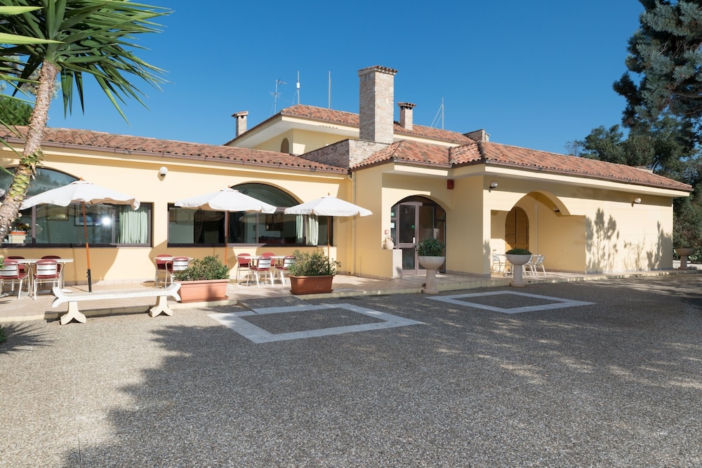 Hotel Villa Costes Gallipoli 32/42