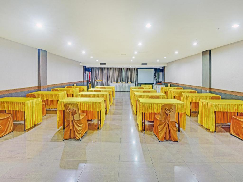 OYO 1178 Plaza Hotel Tanjung Pinang 36/50