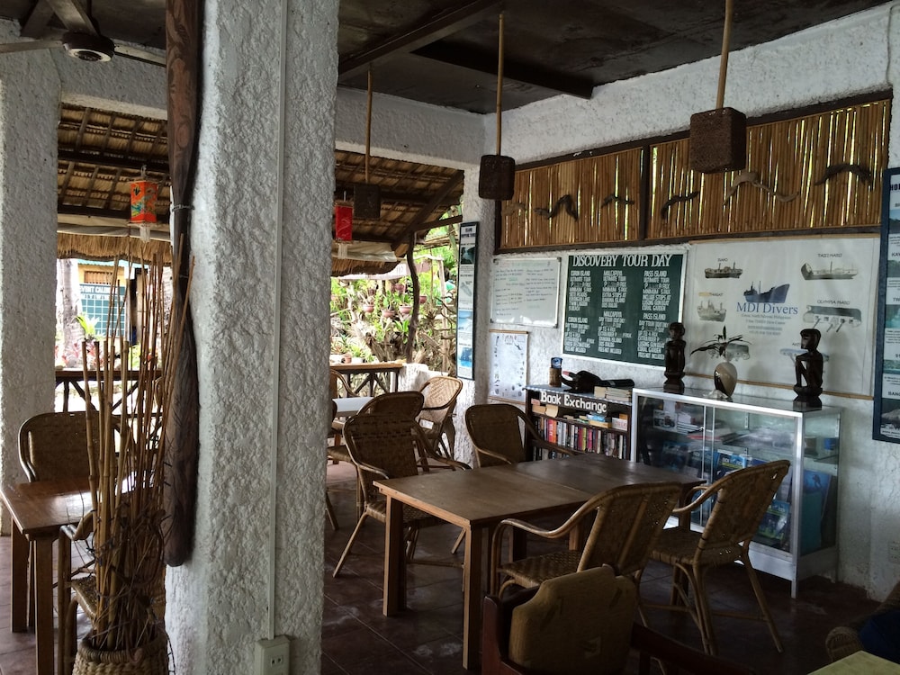 Discovery Island Resort and Dive Center 34/50
