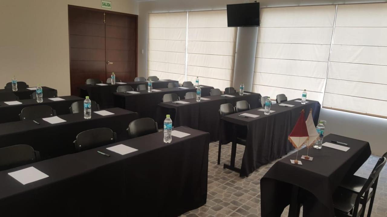 Hoteles Riviera Colonial 29/33