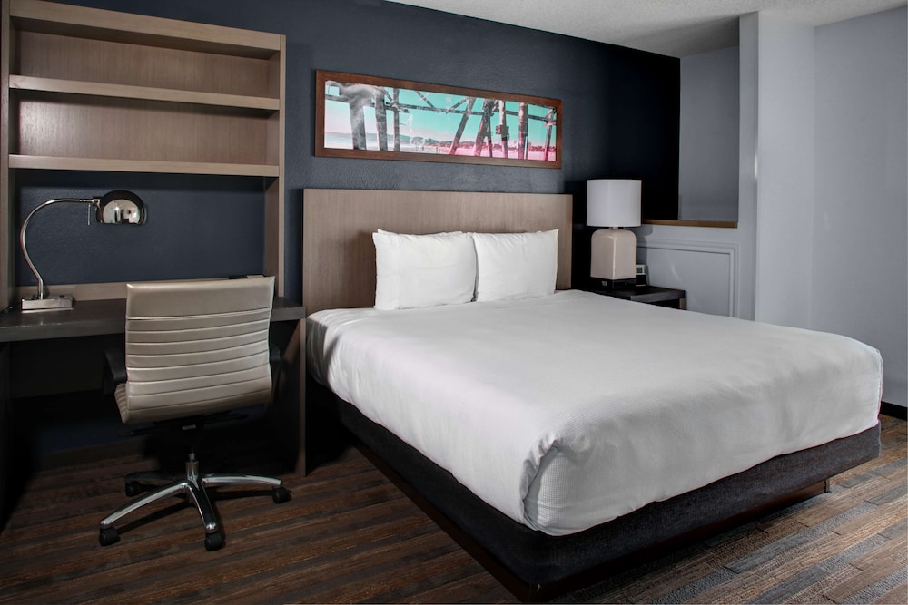 HYATT house Dallas/Uptown 13/71