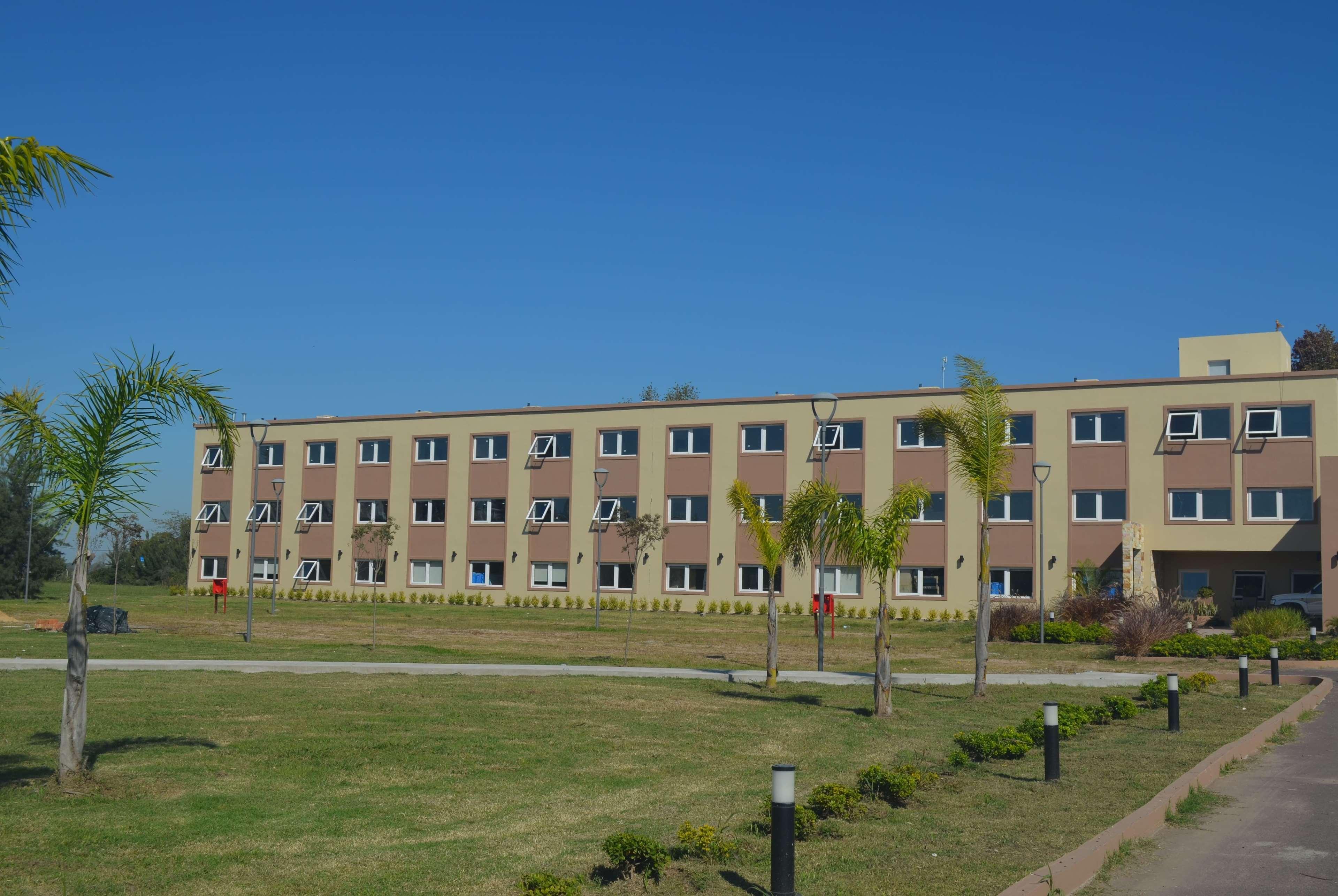 Days Inn by Wyndham Zarate 18/32