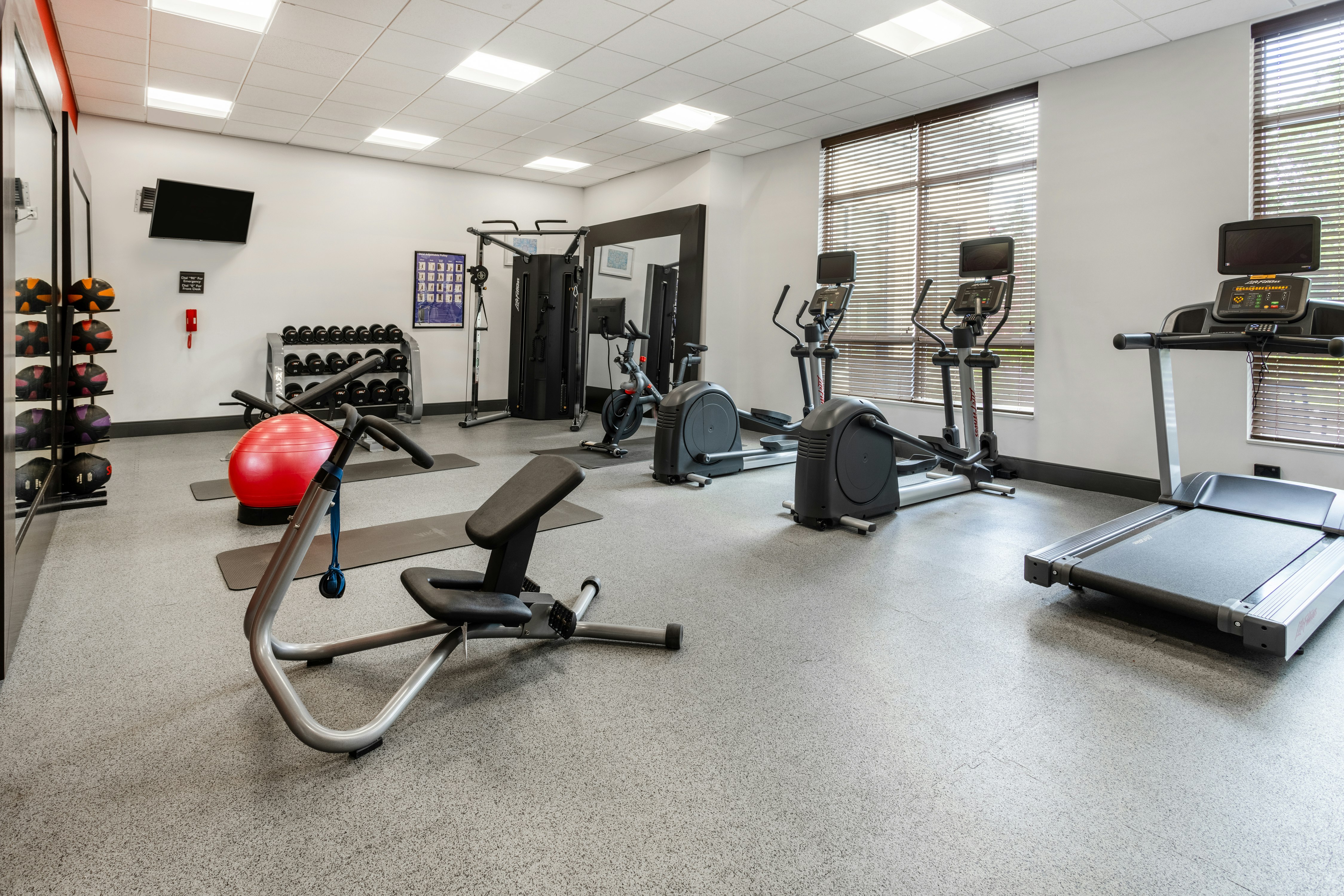 Hilton Garden Inn Lenox/Pittsfield 14/35