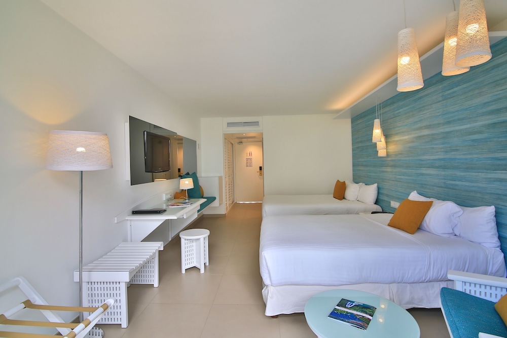 La Creole Beach Hotel and Spa 12/68
